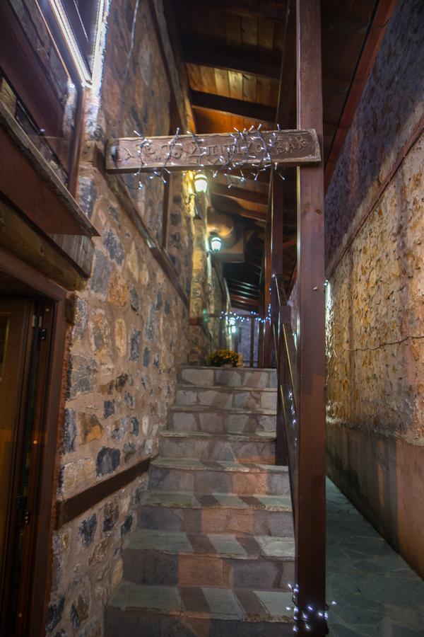 To Spitiko Hotell Agios Athanasios  Exteriör bild